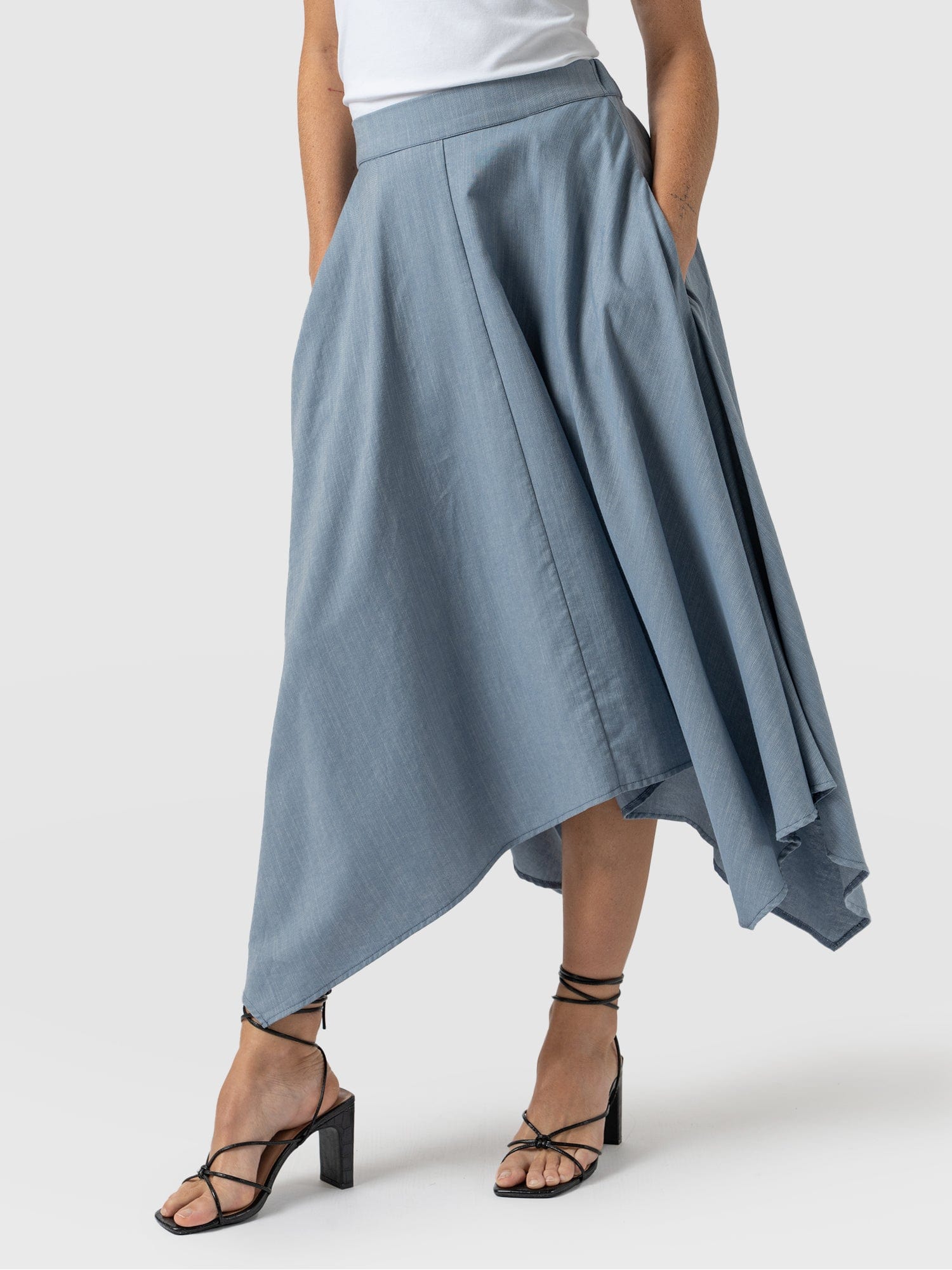 Noho Skirt Chambray - Women's Skirts | Saint + Sofia® EU